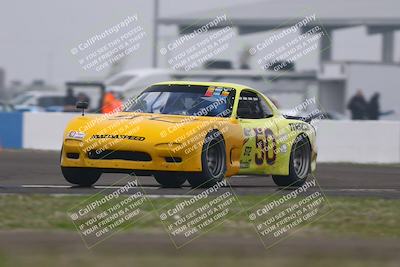 media/Jan-18-2026-CalClub SCCA (Sun) [[8bc6468723]]/Group 3 Race/Turn 1/